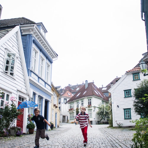 Sydneskleiven, in the Old Port Quarter of Sydnes