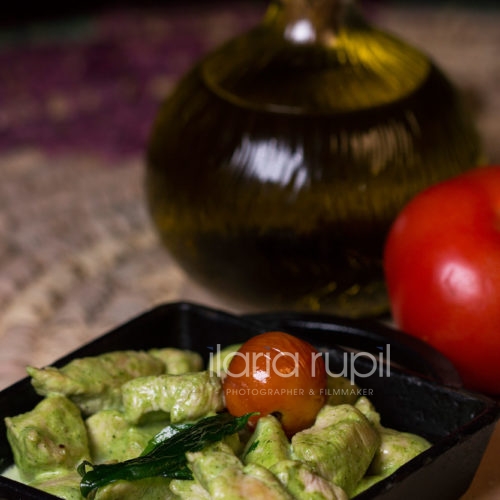 Hot Chicken with Pesto